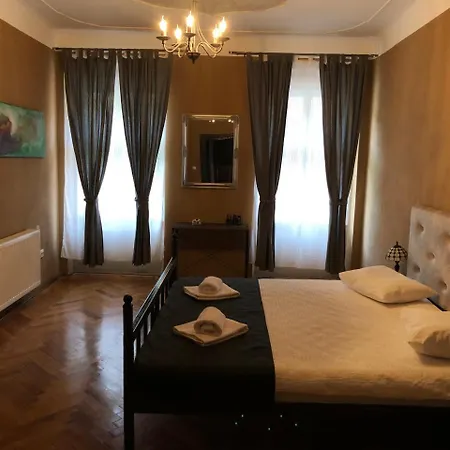 Poet Pastior Residence Sibiu Exterior photo